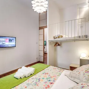 Elegant Behind The Colosseum Apartamento Roma